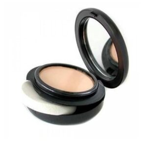 M.A.C Studio Tech Foundation Powder NC25